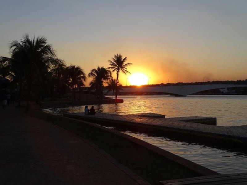 Flat - Esplanada Dos Ministerios - Centro De Brasilia Hotel ภายนอก รูปภาพ